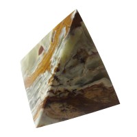 Pyramid (Onyx) Medium